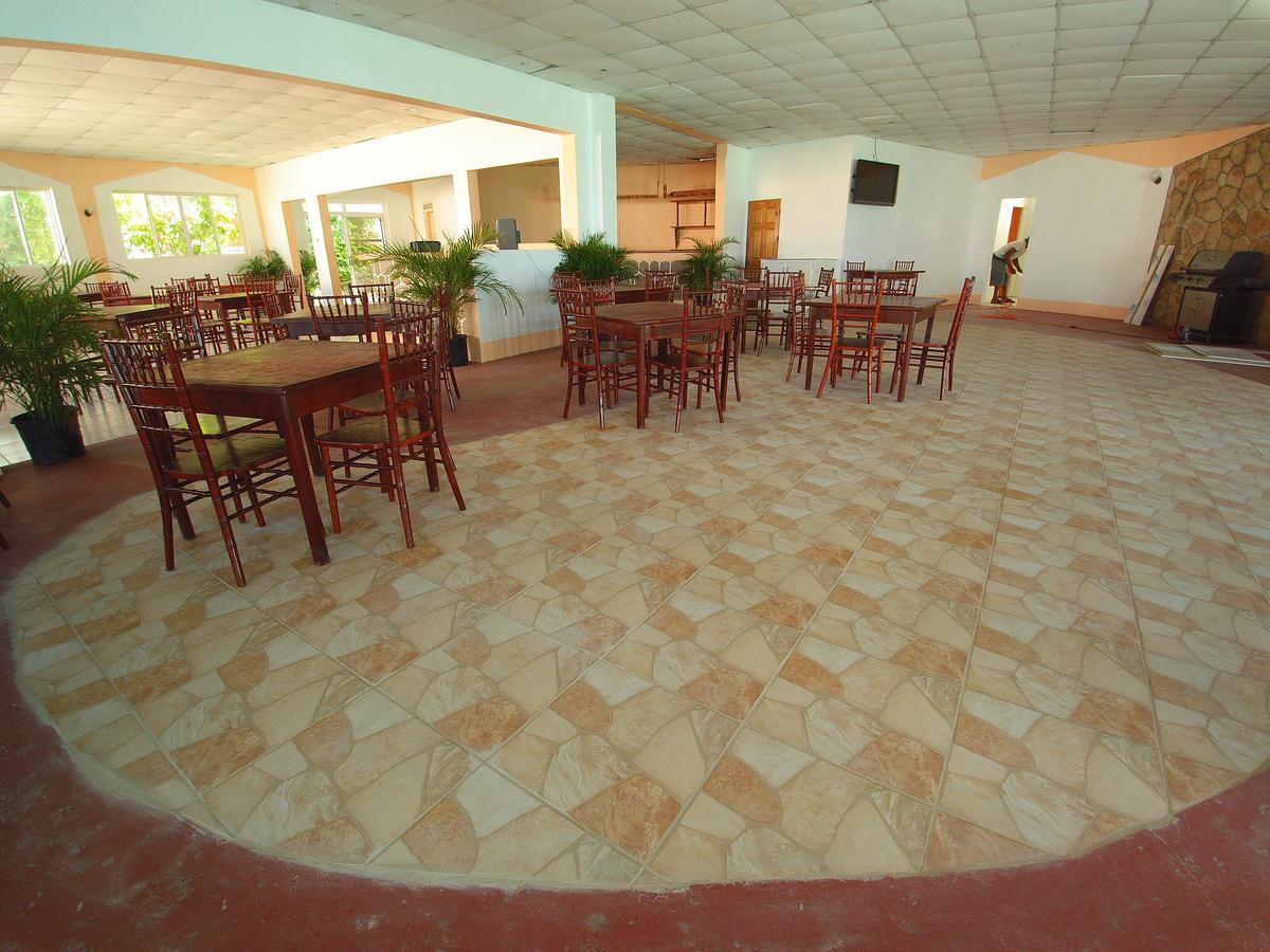 Pinneys Beach Hotel Nevis Charlestown Exterior foto